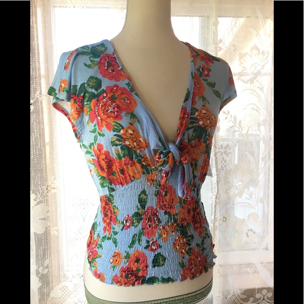 PIN-UP girl RETRO tie-knot Super Soft Floral Top